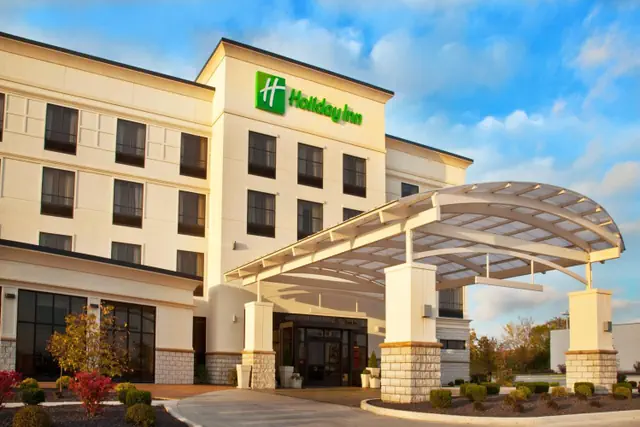 Photo 1 - Holiday Inn Quincy by IHG