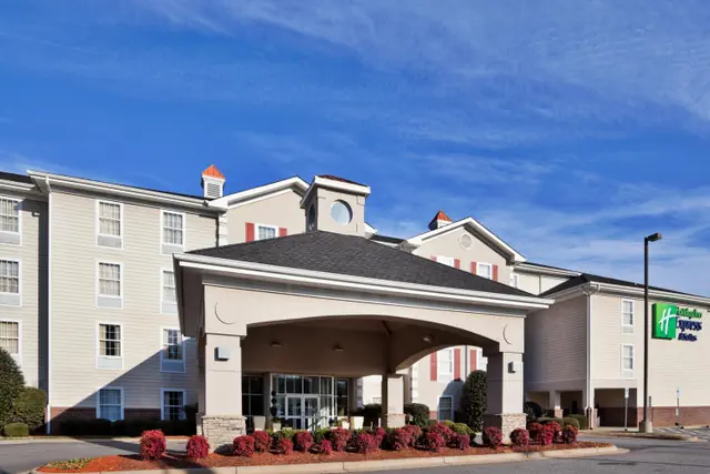 Photo 1 - Holiday Inn Express Hotel & Suites Conover - Hickory Area by IHG