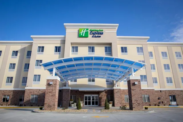 Photo 1 - Holiday Inn Express and Suites Edwardsville by IHG