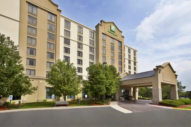 Photo 1 - Holiday Inn Hotel & Suites Chicago Northwest - Elgin by IHG