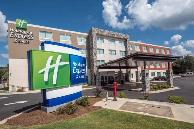 Photo 1 - Holiday Inn Express & Suites - Commerce by IHG