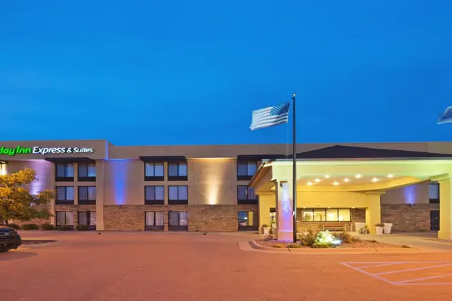Photo 1 - Holiday Inn Express Hotel & Suites Colby by IHG