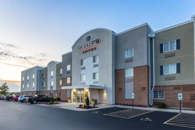 Photo 1 - Candlewood Suites Aurora-Naperville by IHG