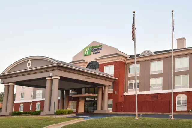 Photo 1 - Holiday Inn Express Hotel & Suites Selma by IHG