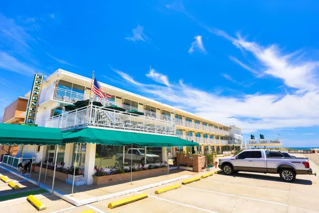 Photo 1 - Commander by the Sea Motel