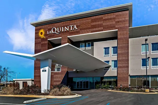 Photo 1 - La Quinta by Wyndham Tuscaloosa McFarland