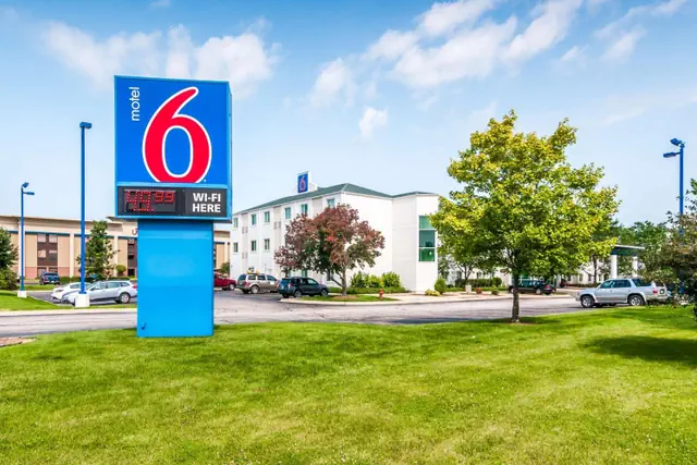 Photo 1 - Motel 6-Joliet, IL - Chicago - I-55
