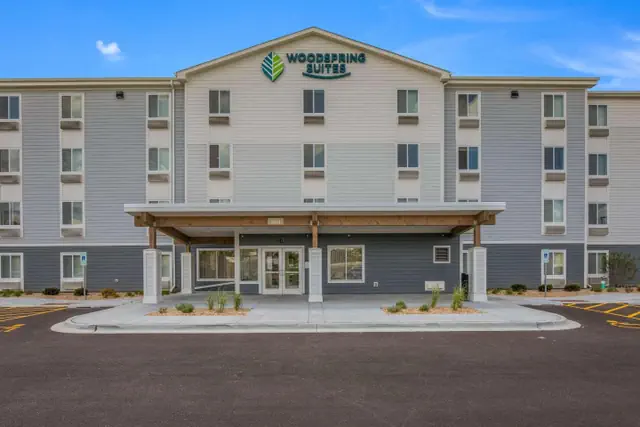 Photo 1 - WoodSpring Suites Chicago Midway