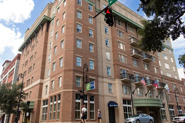 Photo 1 - Holiday Inn Express Savannah - Historic District