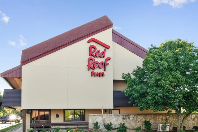 Photo 1 - Red Roof Inn Canton