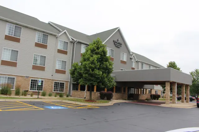 Photo 1 - Country Inn & Suites by Radisson, Romeoville - Bolingbrook