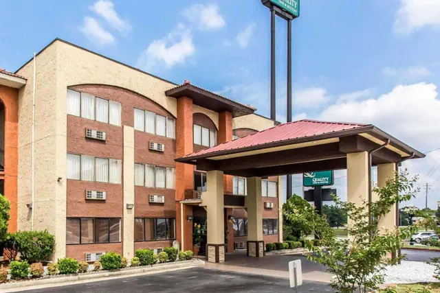 Photo 1 - Quality Inn & Suites Morrow Atlanta South