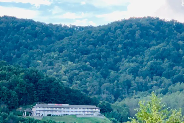 Photo 1 - Econo Lodge Waynesville