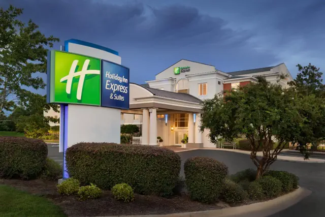 Photo 1 - Holiday Inn Express & Suites Auburn - University Area by IHG
