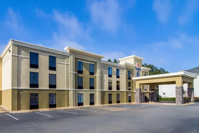 Photo 1 - Comfort Inn Acworth - Kennesaw Northwest