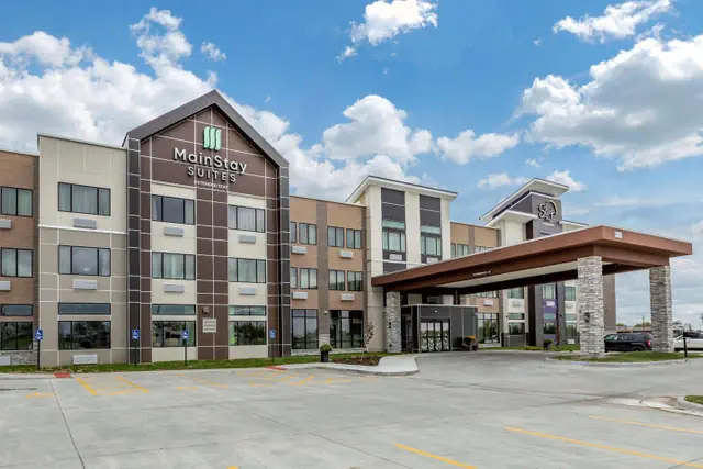 Photo 1 - MainStay Suites Waukee-West Des Moines