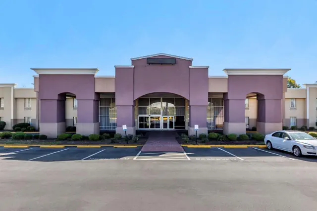 Photo 1 - Quality Inn & Suites - Greensboro-High Point