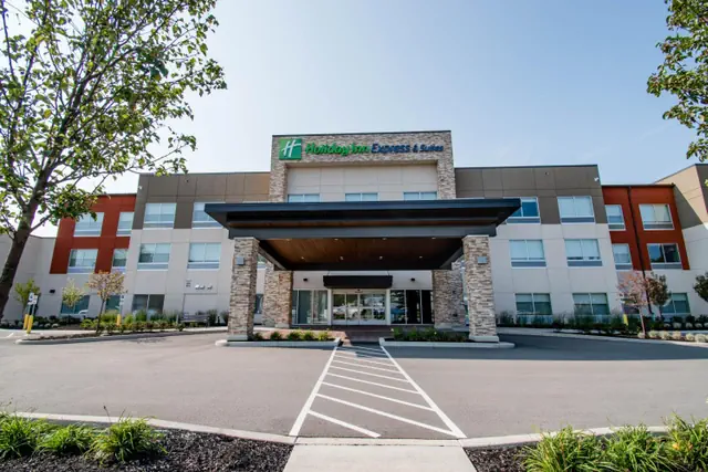 Photo 1 - Holiday Inn Express & Suites Tonawanda - Buffalo Area by IHG