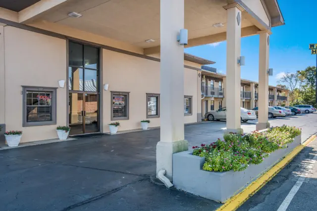 Photo 1 - Americas Best Value Inn Arkadelphia