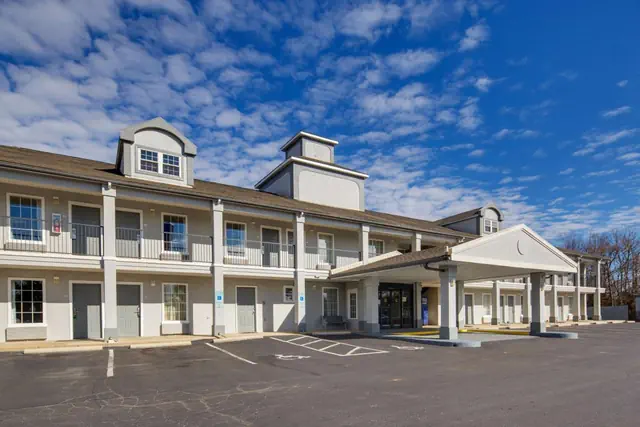 Photo 1 - SureStay Plus Hotel by Best Western Asheboro