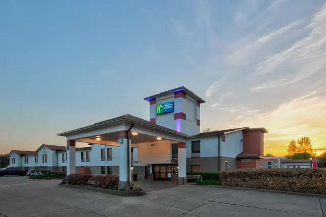 Photo 1 - Holiday Inn Express - Hope by IHG