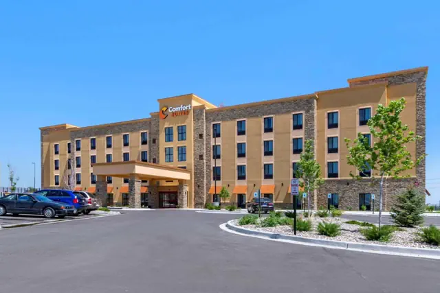 Photo 1 - Comfort Suites Broomfield-Boulder-Interlocken