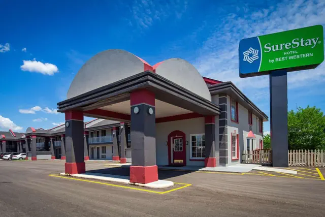 Photo 1 - SureStay Hotel By Best Western Olathe