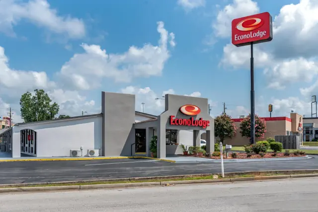 Photo 1 - Econo Lodge Oxford near Choccolocco Park