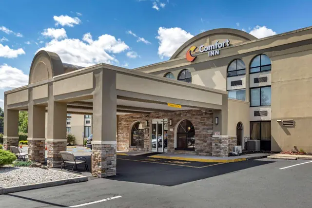 Photo 1 - Comfort Inn Edison - New Brunswick