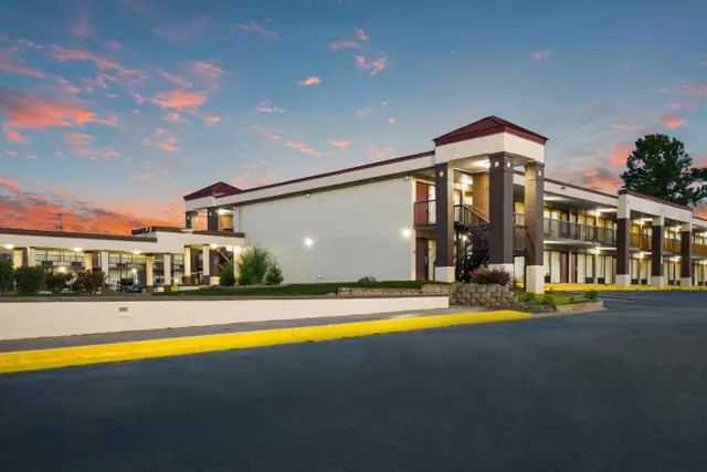 Photo 1 - Horizon Inn & Suites