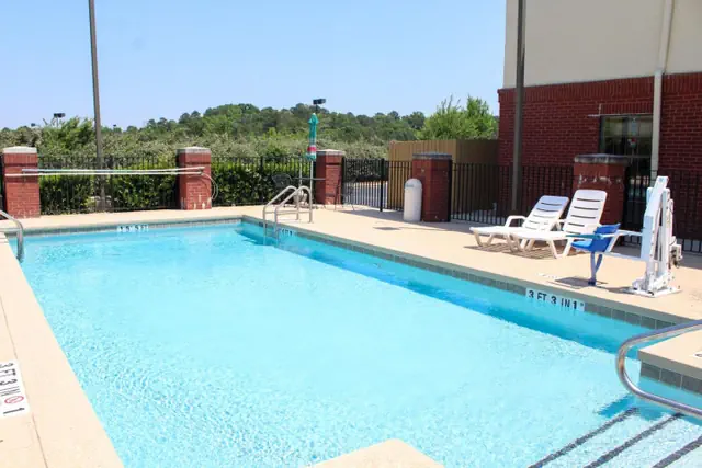 Photo 1 - Comfort Inn & Suites Fultondale Gardendale I-65