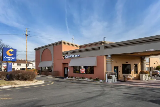 Photo 1 - Comfort Inn Paramus - Hackensack