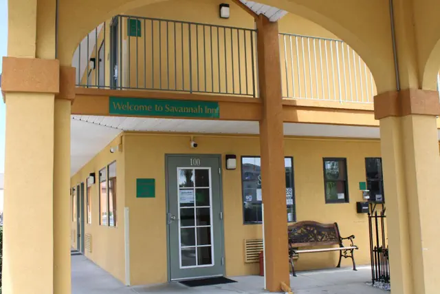Photo 1 - Savannah Inn - Savannah I-95 North