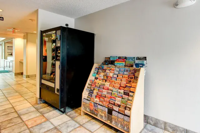Photo 1 - Super 8 by Wyndham Aurora East