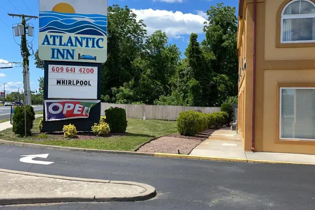 Photo 1 - Atlantic Inn