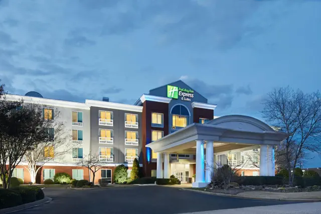 Photo 1 - Holiday Inn Express & Suites I-26 & Us 29 At Westgate Mall by IHG