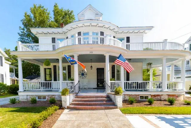 Photo 1 - The Edenton Collection – Captain’s Quarters Inn