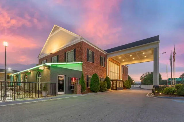 Photo 1 - Best Western Hendersonville Inn