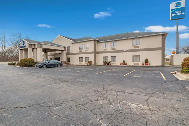 Photo 1 - Best Western Clearlake Plaza