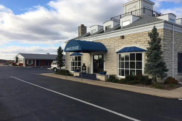 Photo 1 - Alpine Inn & Suites Rockford
