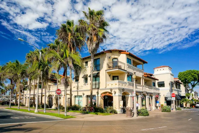 Photo 1 - Balboa Inn, On The Beach At Newport