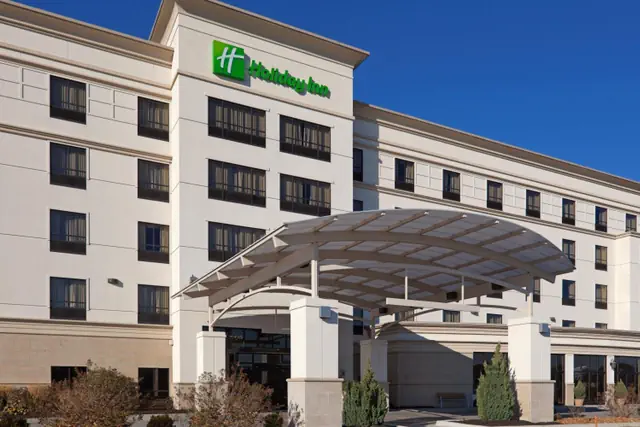 Photo 1 - Holiday Inn Express & Suites Carbondale - University Area