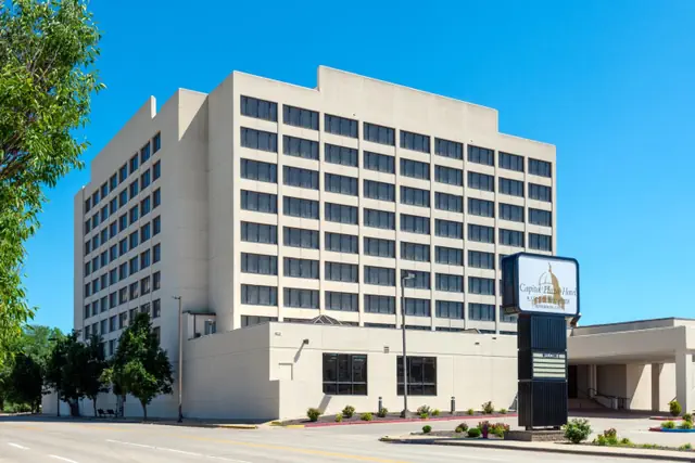 Photo 1 - Capitol Plaza Hotel Jefferson City