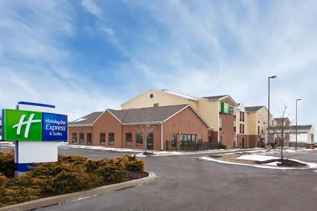 Photo 1 - Holiday Inn Express Hotel & Suites Cleveland-Streetsboro by IHG