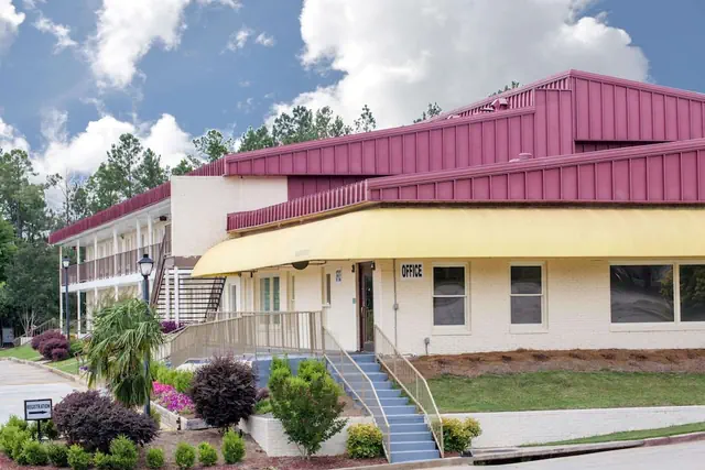 Photo 1 - Days Inn by Wyndham Milledgeville