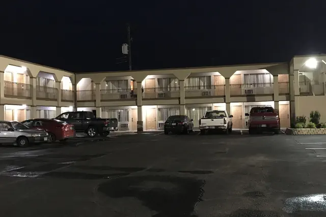 Photo 1 - Hutchinson Inn