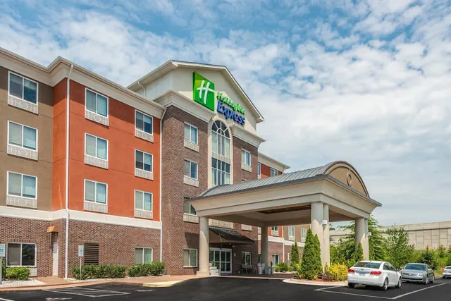 Photo 1 - Holiday Inn Express Hotel and Suites Statesville by IHG