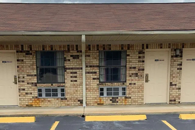 Photo 1 - Luxury Inn & Suites Forrest City
