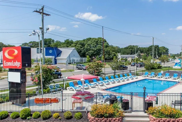 Photo 1 - Econo Lodge Somers Point