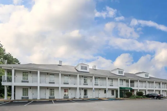 Photo 1 - Quality Inn Bainbridge